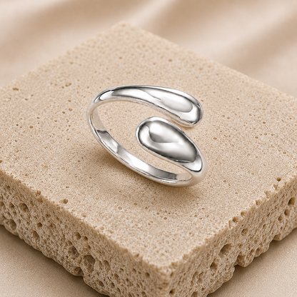 Liquid Embrace Ring